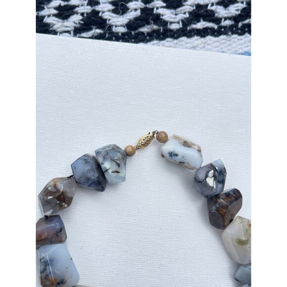 14k Gold Agate Bead Necklace Signed GSJ - Picture 5 of 9